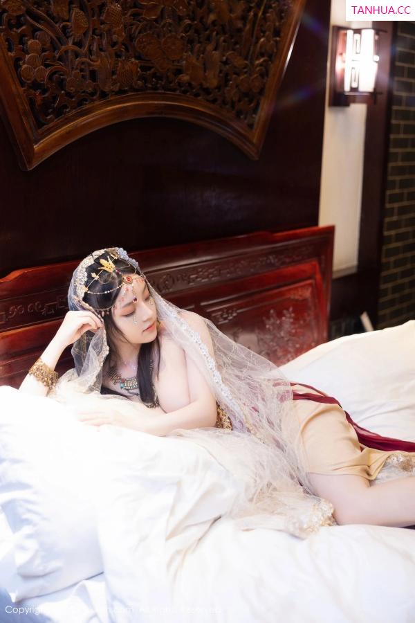 豆瓣酱  [XiuRen]高清写真图 2024.04.07 No.8349 豆瓣酱 美乳性感第58张图片